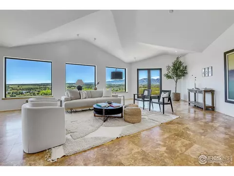 Living - 8758 W Phillips Rd, Boulder, CO 80301 photo 2 of 9