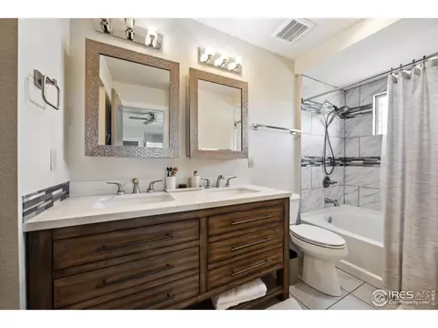 Bath - 403 Double Tree Dr, Greeley, CO 80634 photo 3 of 4