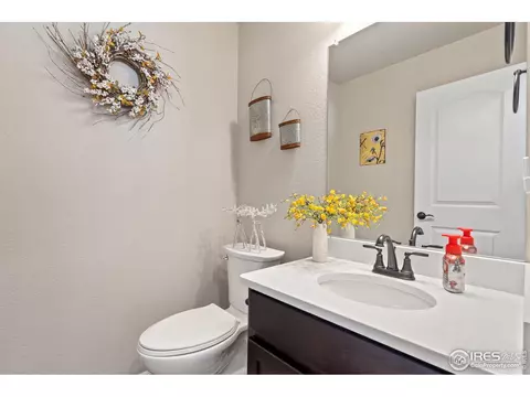 Bath - 902 Maplebrook Dr, Windsor, CO 80550 photo 1 of 6