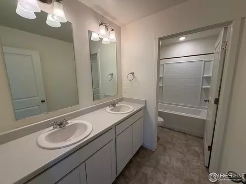 Bath - 107 65th Ave, Greeley, CO 80634 photo 5 of 7