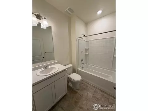 Bath - 107 65th Ave, Greeley, CO 80634 photo 1 of 7