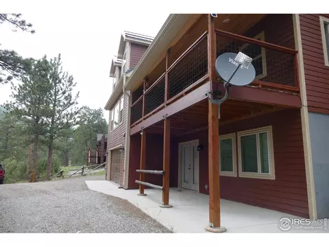 Exterior - 972 Aspen Dr, Lyons, CO 80540 photo 5 of 10