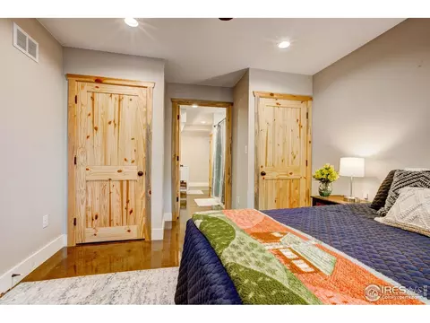 Bedroom - 972 Aspen Dr, Lyons, CO 80540 photo 8 of 8