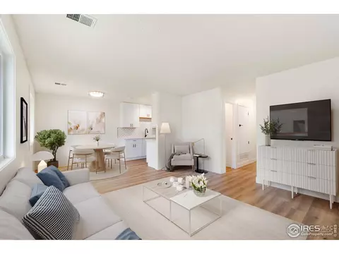 9842 Lane St, Thornton, CO 80260