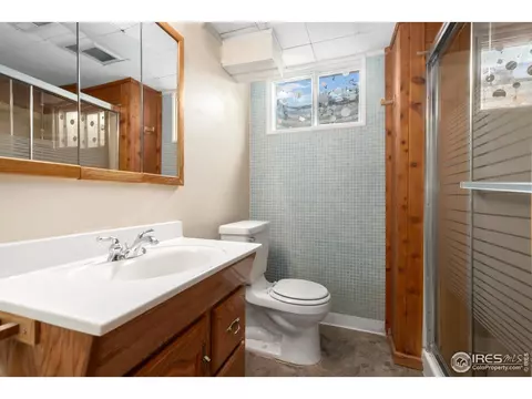 Bath - 409 7th St, Windsor, CO 80550 photo 3 of 3