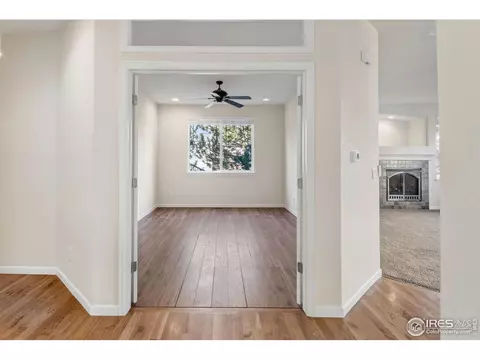 Living - 121 Osprey Ln, Lyons, CO 80540 photo 6 of 8