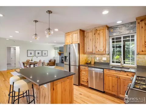 4760 Lee Cir, Boulder, CO 80303 photo 9
