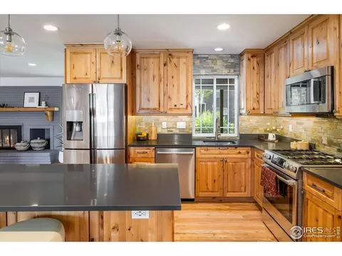 4760 Lee Cir, Boulder, CO 80303 photo 11