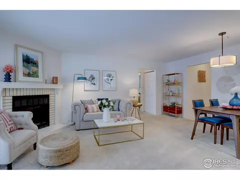 Living - 12685 E Pacific Cir #E, Aurora, CO 80014 photo 1 of 2