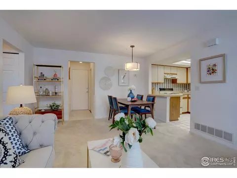 Dining - 12685 E Pacific Cir #E, Aurora, CO 80014 photo 1 of 2