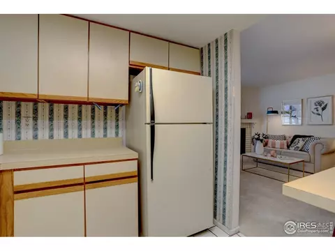 Kitchen - 12685 E Pacific Cir #E, Aurora, CO 80014 photo 2 of 4
