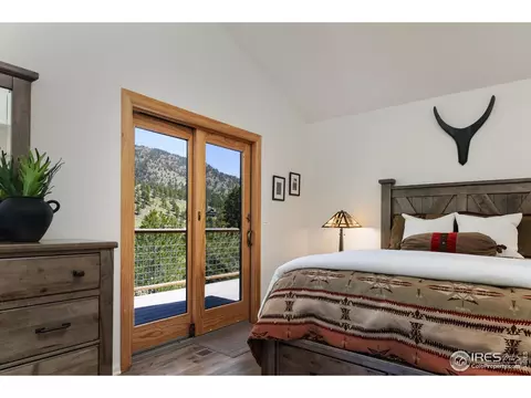 Bedroom - 187 Wichita Rd, Lyons, CO 80540 photo 2 of 4