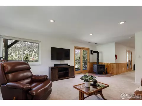 Living - 187 Wichita Rd, Lyons, CO 80540 photo 5 of 5