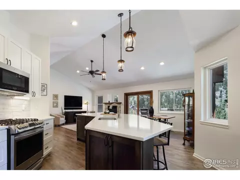 Kitchen - 187 Wichita Rd, Lyons, CO 80540 photo 6 of 6