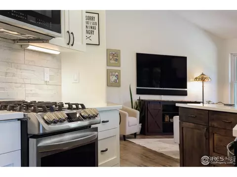 Kitchen - 187 Wichita Rd, Lyons, CO 80540 photo 5 of 6