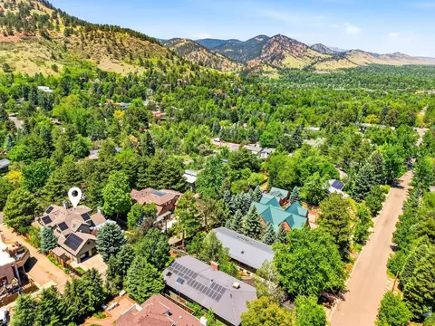 View/Area - 820 6th St, Boulder, CO 80302 photo 2 of 2