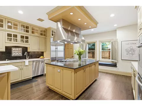 Kitchen - 820 6th St, Boulder, CO 80302 photo 5 of 6