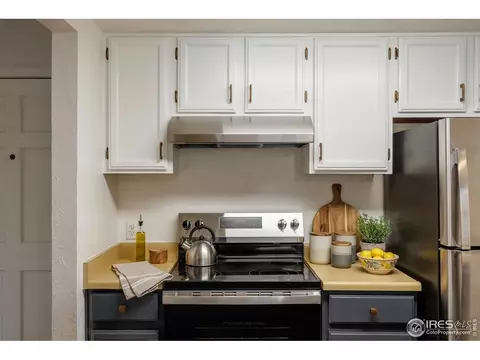Kitchen - 3295 34th St #68, Boulder, CO 80301 photo 3 of 3
