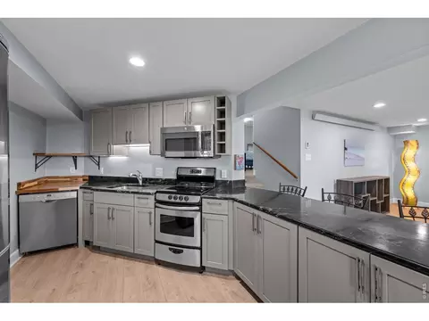 Kitchen - 3945 Promontory Ct, Boulder, CO 80304 photo 6 of 6