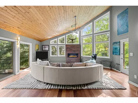 Living - 3945 Promontory Ct, Boulder, CO 80304 photo 1 of 5