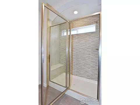 Bath - 3300 Sapphire Ct, Evans, CO 80634 photo 3 of 6