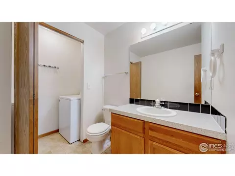 Bath - 713 Apple Ct, Windsor, CO 80550 photo 1 of 2