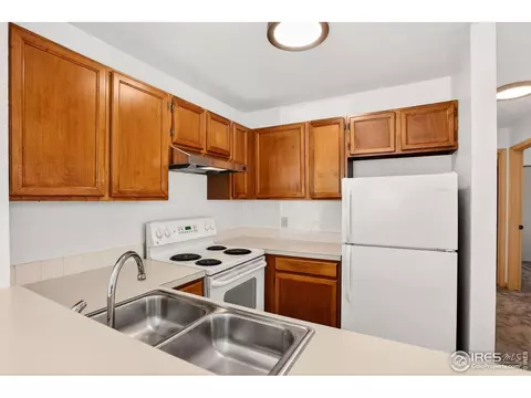 Kitchen - 3575 28th St #104, Boulder, CO 80301 photo 2 of 2