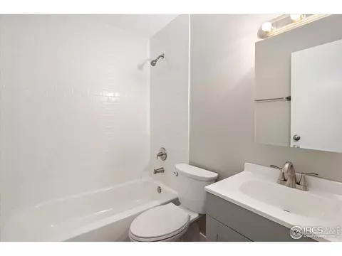 Bath - 1938 Spruce St, Boulder, CO 80302 photo 1 of 2