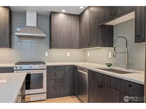 Kitchen - 2718 Pine St #301, Boulder, CO 80302 photo 2 of 5