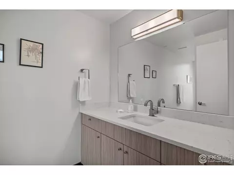 Bath - 2718 Pine St #301, Boulder, CO 80302 photo 1 of 5