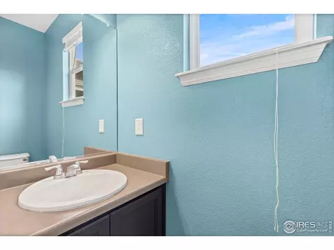 Bath - 8528 Raspberry Dr, Longmont, CO 80504 photo 1 of 4