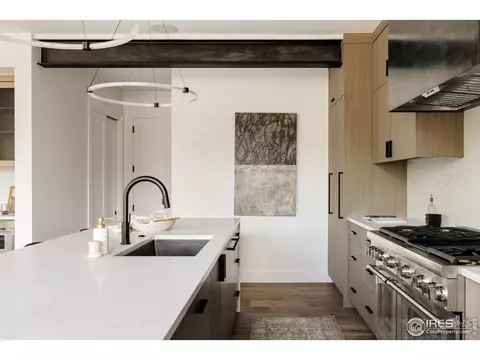 Kitchen - 2595 Glenwood Dr, Boulder, CO 80304 photo 3 of 3
