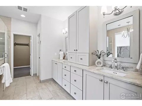 Bath - 4840 6th St, Boulder, CO 80304 photo 2 of 6