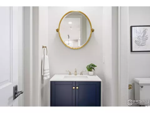 Bath - 4840 6th St, Boulder, CO 80304 photo 6 of 6