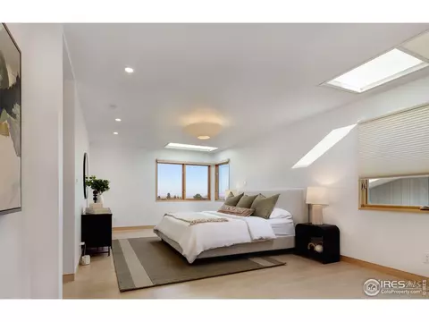 Bedroom - 2235 Vassar Dr, Boulder, CO 80305 photo 2 of 5