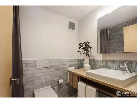 Bath - 2235 Vassar Dr, Boulder, CO 80305 photo 5 of 5