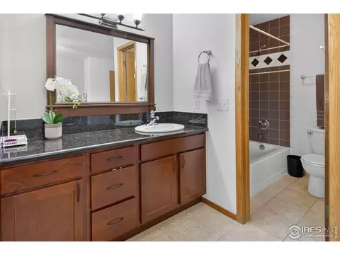 501 Manhattan Dr #101, Boulder, CO 80303 photo 17