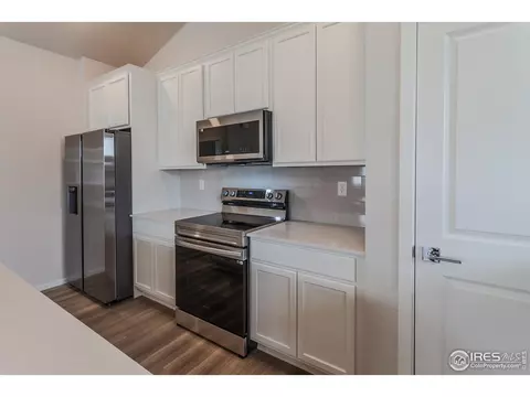 Kitchen - 2120 Falling Leaf Dr #1, Windsor, CO 80550 photo 6 of 9