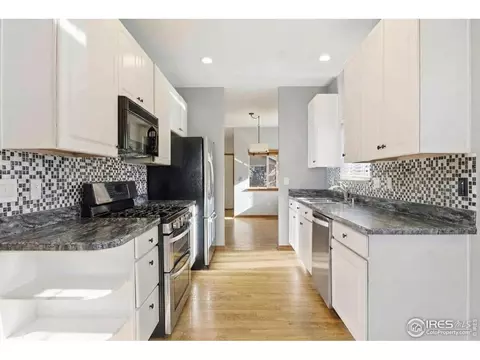 3327 Sentinel Dr, Boulder, CO 80301 photo 7
