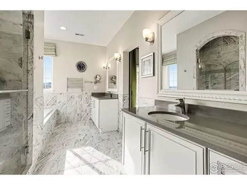 Bath - 8536 Rogers Loop, Arvada, CO 80007 photo 2 of 9