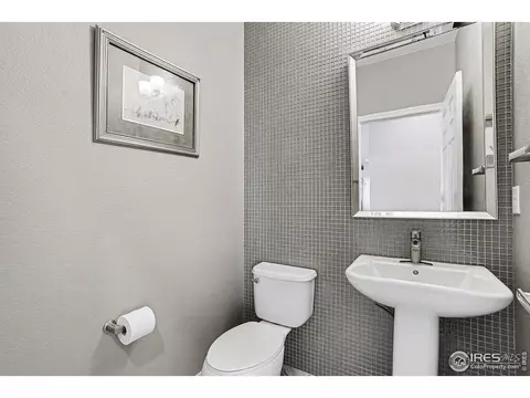 Bath - 8536 Rogers Loop, Arvada, CO 80007 photo 1 of 9