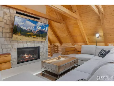 Living - 95 Choctaw Rd, Lyons, CO 80540 photo 4 of 8
