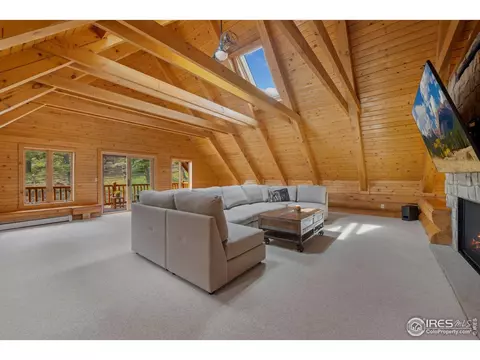 Living - 95 Choctaw Rd, Lyons, CO 80540 photo 3 of 8