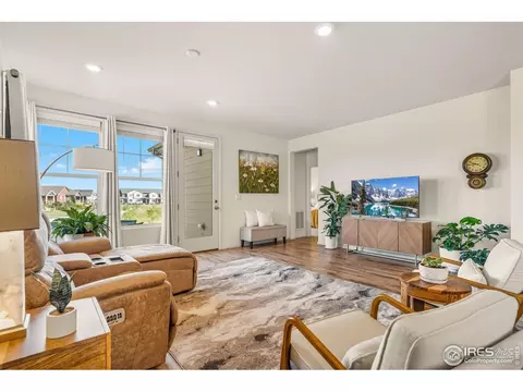 3011 Pawnee Creek Dr, Loveland, CO 80538