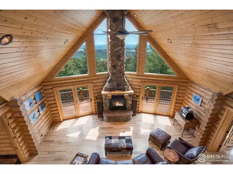 555 James Park Trl, Loveland, CO 80537