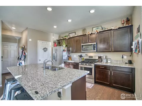909 Charlton Dr, Windsor, CO 80550 photo 7