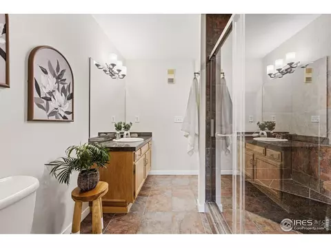 Bath - 3835 Northbrook Dr #E, Boulder, CO 80304 photo 2 of 5