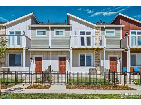 2858 Bear Springs Cir, Longmont, CO 80503