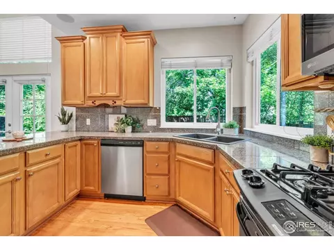 Kitchen - 5900 Brandywine Ct, Boulder, CO 80301 photo 1 of 2