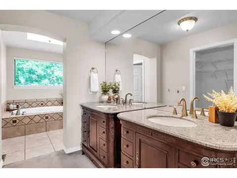 Bath - 5900 Brandywine Ct, Boulder, CO 80301 photo 1 of 5